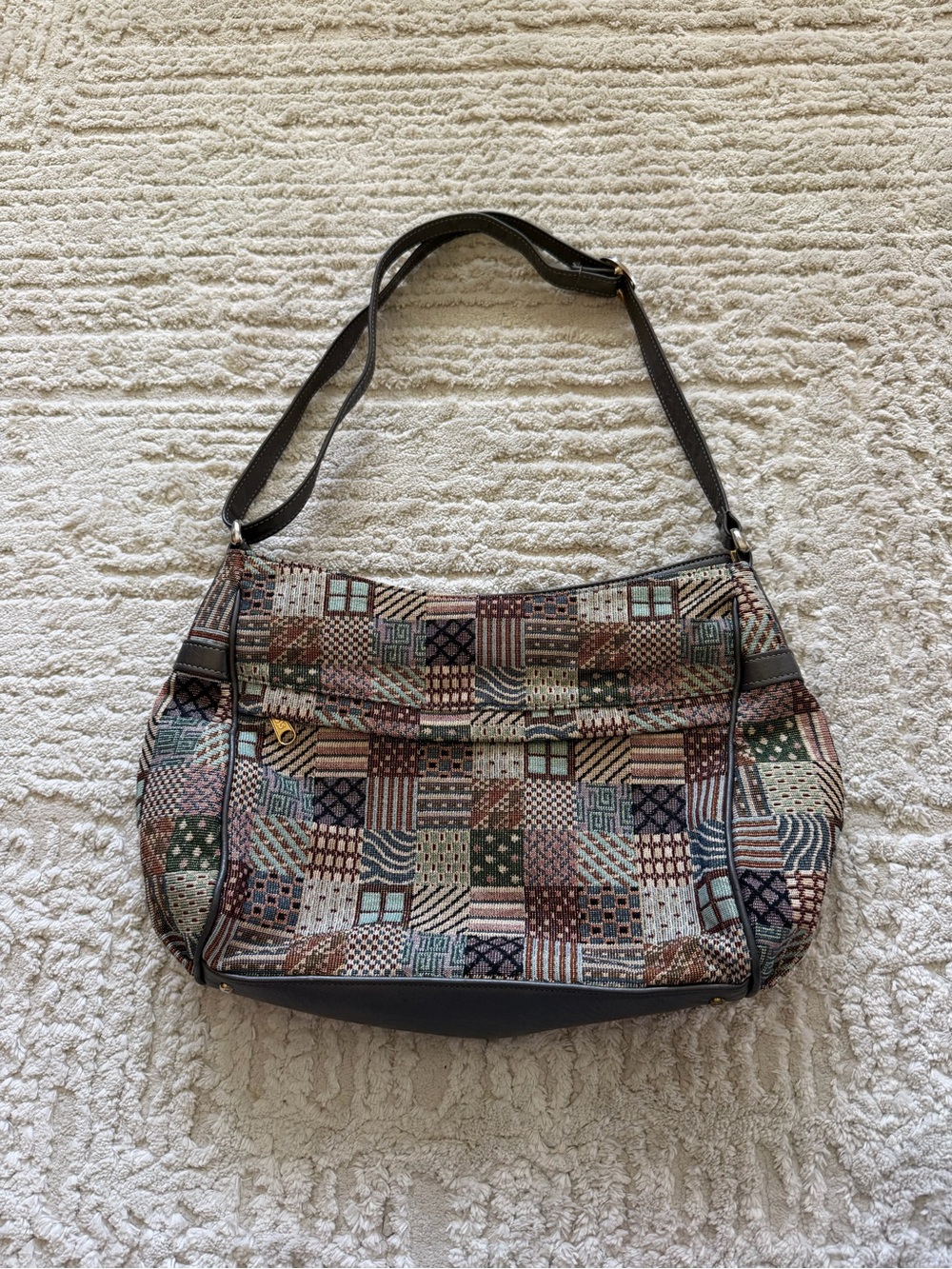 vintage SAS tapestry patchwork shoulder bag